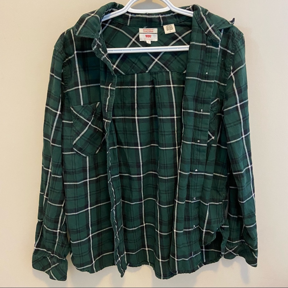 Levi’s Boyfriend Fit Button Down Shirt